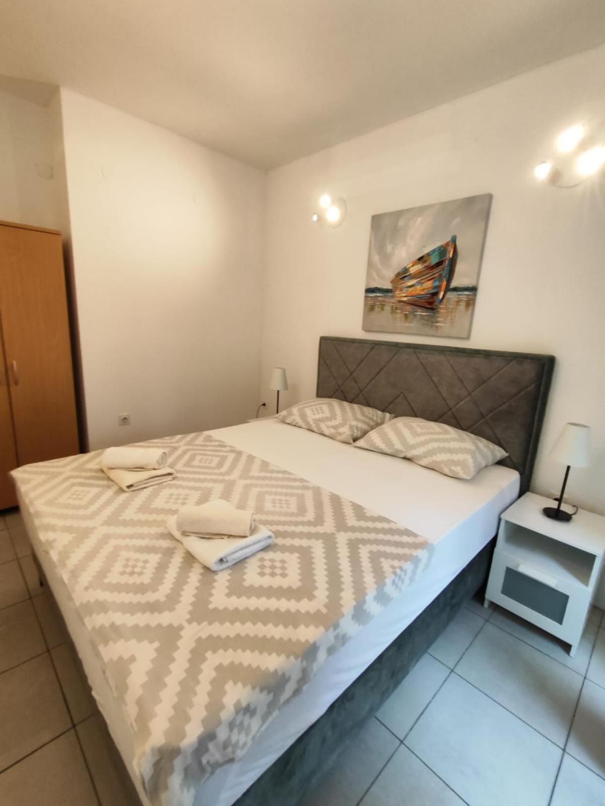 Nemira Beach Apartments Omis Exterior photo